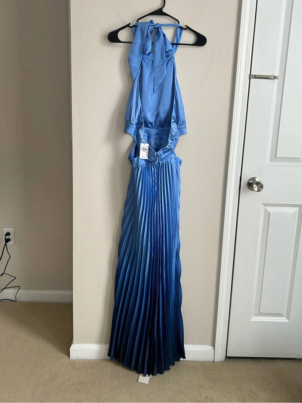 NWT Abercrombie & Fitch Giselle Halter Blue Ombré Pleated Cutout Maxi Dress Sz M